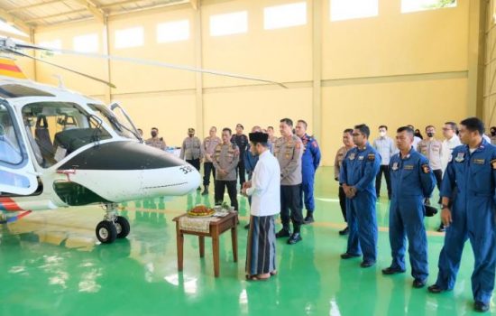 Acara Peusijuk Hanggar dan Helikopter AW 169 Polda Aceh